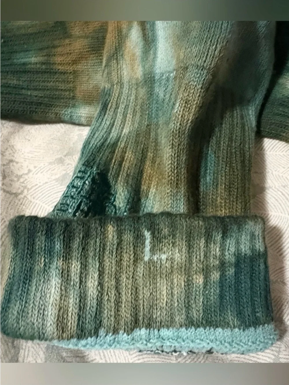 NWOT The North Face Tie-Dye Crew Socks in Teal & Olive Brown